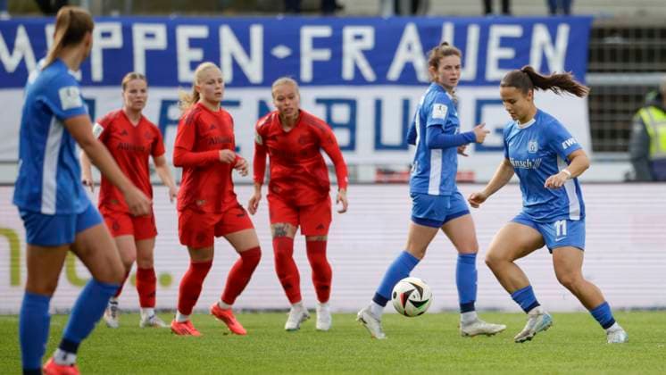 13 10 2024, Hänsch Arena, Meppen, GER, 2 Frauen Bundesliga SV Meppen vs Bayern München II, Sarah Preuß SV Meppen 11 DFL REGULATIONS PROHIBIT ANY USE OF PHOTOGRAPHS AS IMAGE SEQUENCES AND OR QUASI VIDEO Meppen Lower Saxony Germany Hänsch Arena
