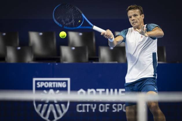 Belgian Michael Geerts pictured in action during the qualifying phase of the European Open Tennis ATP, Tennis Herren tournament, in Antwerp, Sunday 13 October 2024. DAVIDxPINTENS  x102430199x