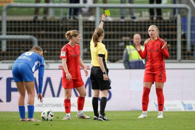 13 10 2024, Hänsch Arena, Meppen, GER, 2 Frauen Bundesliga SV Meppen vs Bayern München II, yellow card for Bayern DFL REGULATIONS PROHIBIT ANY USE OF PHOTOGRAPHS AS IMAGE SEQUENCES AND OR QUASI VIDEO Meppen Lower Saxony Germany Hänsch Arena