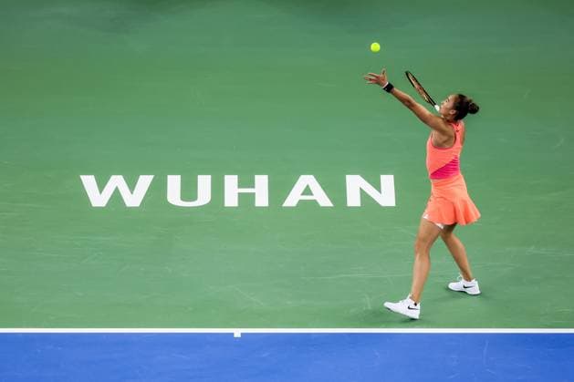WUHAN, CHINA - OCTOBER 13: Zheng Qinwen of China competes in the Women s Singles Final match against Aryna Sabalenka on day nine of 2024 Wuhan Open at Optics Valley International Tennis Center on October 13, 2024 in Wuhan, Hubei Province of China.  Copyright: xVCGx 111523538365