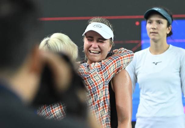 (241013) -- WUHAN, Oct. 13, 2024 -- Irina Khromacheva (C) celebrates after the women s doubles final match between Anna Danilina of Kazakhstan Irina Khromacheva of Russia and Asia Muhammad Jessica Pegula of the United States at the 2024 Wuhan Open tennis tournament in Wuhan, central China s Hubei Province, Oct. 13, 2024. ) (SP)CHINA-WUHAN-TENNIS-WUHAN OPEN-WOMEN S DOUBLES-FINAL(CN) ChengxMin 