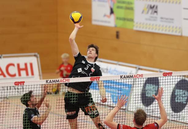 Jan Huber TV Rottenburg, 03 on the ball, GER, TV Buehl vs TV Rottenburg, Volleyball, Men, Regional Cup, 13 10 2024 GER, TV Buehl vs TV Rottenburg, Volleyball, Men, Regional Cup, 13 10 2024 Buehl Copyright: xEibner-Pressefoto FrankxSeiterx EP_EER
