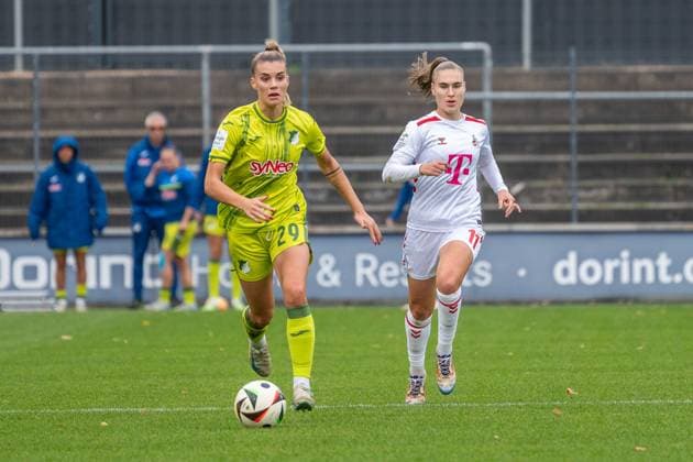 13 10 2024, Soccer Google Pixel Womens Bundesliga, Season 2024 2025, Matchday 06, 1 FC Köln TSG Hoffenheim at Franz Kremer Stadium in Cologne duel between Selina Cerci TSG Hoffenheim, 29 and Alena Bienz 1 FC Köln, 11 Important note In accordance with the regulations of the DFL German Football League and the DFB German Football Association, it is prohibited to utilize or have utilized photographs taken in the stadium or of the match in the form of sequential images or video-like photo series Foto Kirchner Media TH Copyright: xKirchner-Media THx