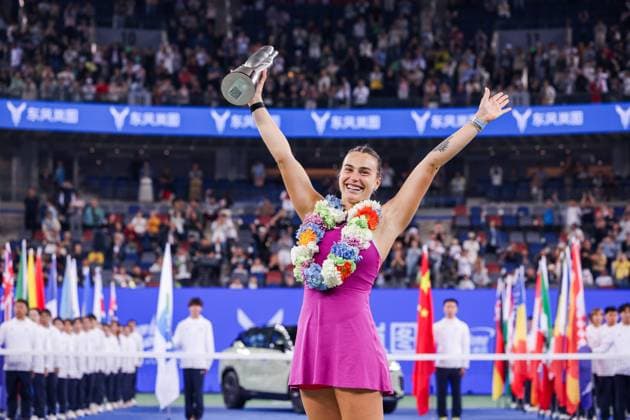 WUHAN, CHINA - OCTOBER 13: Champion Aryna Sabalenka poses with the trophy during the awarding ceremony after the Women s Singles Final match on day nine of 2024 Wuhan Open at Optics Valley International Tennis Center on October 13, 2024 in Wuhan, Hubei Province of China.  Copyright: xVCGx 111523557134