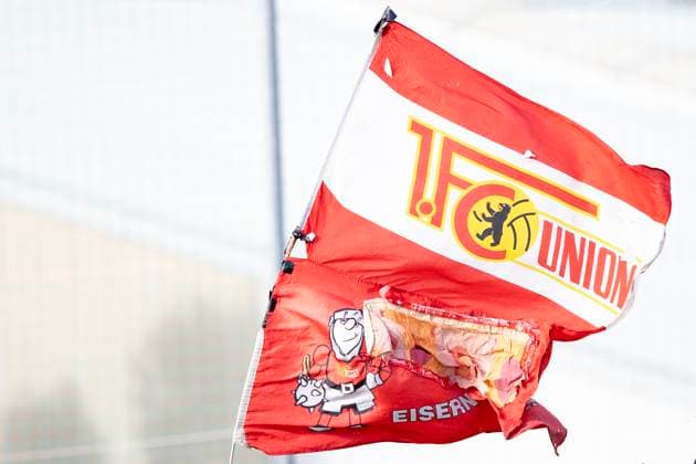 Regionalliga Nordost Frauen 1 FFV Erfurt vs 1 FC Union Berlin ll Erfurt 13 10 2024 1 FC Union Berlin II Flag Regionalliga Nordost Frauen 1 FFV Erfurt vs 1 FC Union Berlin ll Hauptplatz Sportforum Johannesplatz Erfurt 13 10 2024 Copyright: xBEAUTIFULxSPORTS Duehringx