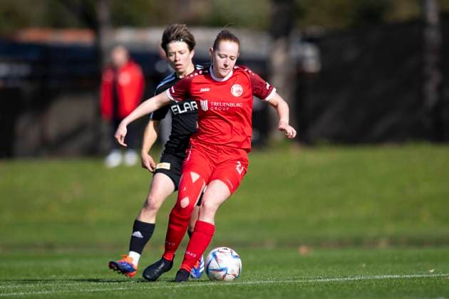 Regionalliga Nordost Frauen 1 FFV Erfurt vs 1 FC Union Berlin ll Erfurt 13 10 2024 Pia Huck 21 1 FFV Erfurt Sandra Weihmann 13 1 FC Union Berlin II Regionalliga Nordost Frauen 1 FFV Erfurt vs 1 FC Union Berlin ll Hauptplatz Sportforum Johannesplatz Erfurt 13 10 2024 Copyright: xBEAUTIFULxSPORTS Duehringx