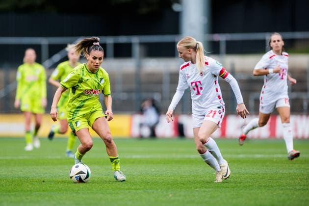 Google Pixel Frauen Bundesliga, 1 FC Köln TSG Hoffenheim 13 10 2024 Zweikampf Ereleta Memeti TSG Hoffenheim, 7 , Anna Gerhardt 1 FC Köln, 21 Google Pixel Frauen Bundesliga, 1 FC Köln TSG Hoffenheim, Köln, Franz Kremer Stadion DFB REGULATIONS PROHIBIT ANY USE OF PHOTOGRAPHS AS IMAGE SEQUENCES AND OR QUASI VIDEO Copyright: xBEAUTIFULxSPORTS Wunderlx