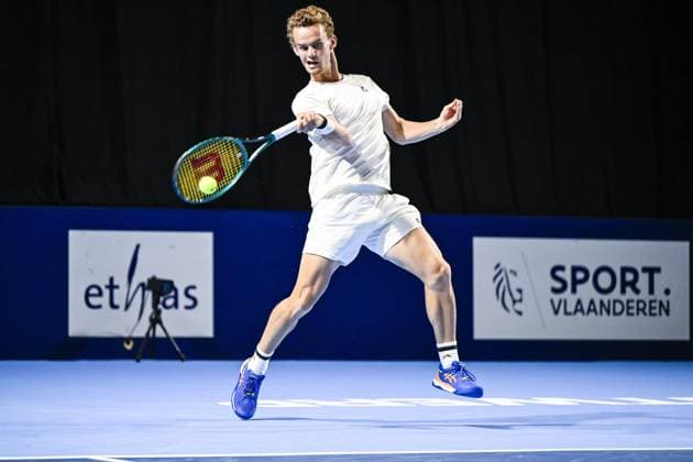 French Luca Van Assche pictured in action during the qualifying phase of the European Open Tennis ATP, Tennis Herren tournament, in Antwerp, Sunday 13 October 2024. TOM GOYVAERTS TomxGoyvaerts  x102441166x