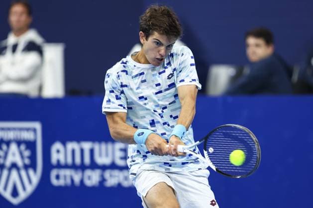 Belgian Gilles-Arnaud Bailly pictured in action during the qualifying phase of the European Open Tennis ATP, Tennis Herren tournament, in Antwerp, Sunday 13 October 2024. DAVIDxPINTENS  x102441248x