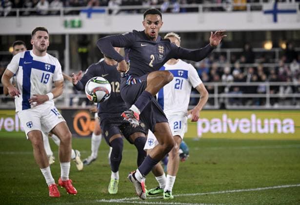 Trent Alexander-Arnold (C) of England controls the ball during the UEFA Nations League, League B - Group 2, football match between Finland and England at the Olympic Stadium in Helsinki, Finland, on October 13, 2024. Helsinki Finland LKFTJK20241013193238PJBJ  Copyright: xMarkkuxUlanderx LKFTJK20241013193238PJBJ