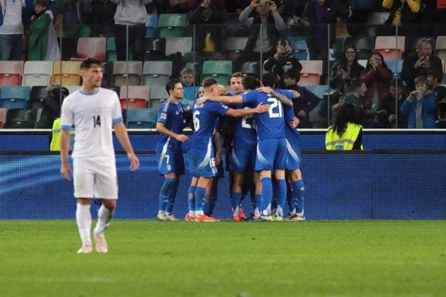 italian s mateo retegui celebrates after scoring the 1-0 goal for his team during the Nations league soccer match between Italia and Israele at the Bluenergy Stadium in Udine, north east Italy - Monday, October 14,2024 - soccer  Copyright: xAndreaxBressanutti LaPressex