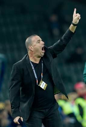 .Head Coach Ran Ben Simon (Israel) gestures, UEFA Nations League 2024 25 League A Group A2, Italy v Israel, Stadio Friuli, October 14, 2024, Udine, Italy.