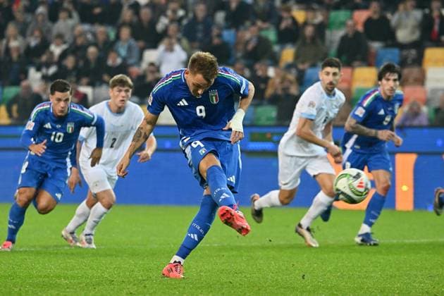 (241015) -- UDINE, Oct. 15, 2024 -- Mateo Retegui of Italy shoots and scores during the UEFA Nations League 2024 25 League A Group A2 match between Italy and Israel in Udine, Italy, Oct. 14, 2024. (Photo by Xinhua) (SP)ITALY-UDINE-FOOTBALL-UEFA NATIONS LEAGUE A-ITALY VS ISRAEL DiegoxPetrussi 