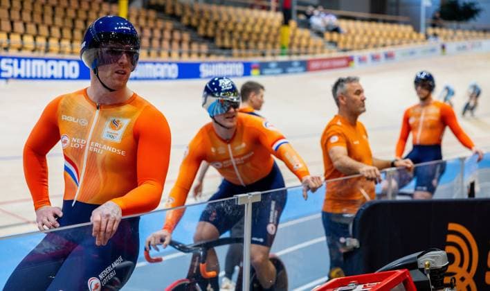 BALLERUP - Roy van den Berg, Jeffrey Hoogland and Harrie Lavreysen during a training session prior to the World Track cycling, Rad, Radsport, Bahnrad, Bahn Championships at the Ballerup Super Arena. ANP IRIS VAN DEN BROEK xVIxANPxSportx xxANPxIVx 510952970 originalFilename: 510952970.jpg