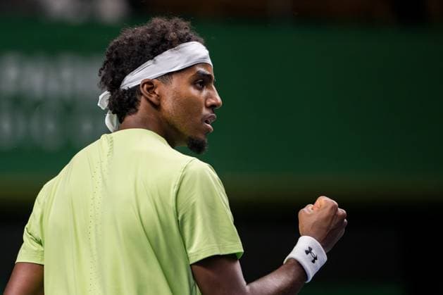 241015 Elias Ymer of Sweden competes in a men s singles tennis match against Nicolas Jarry of Chile during day 4 of the ATP 250 Nordic Open on October 15, 2024 in Stockholm Photo Emma Wallskog BILDBYRAN COP 320 EW0443 tennis atp 250 nordic open day 4 bbeng jubel  Copyright: EMMAxWALLSKOG BB241015EW004