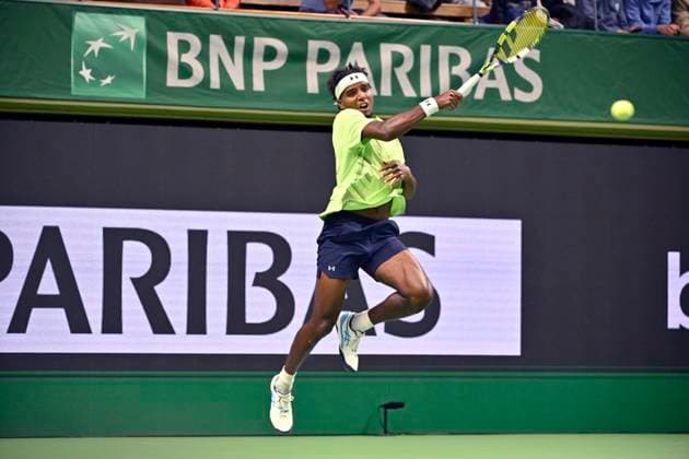 STOCKHOLM, SWEDEN 20241015 Elias Ymer meets Nicolas Jarry, Chile in the Nordic Open on Centre Court in the Royal Tennis Hall STOCKHOLM SWEDEN x10060x  Copyright: xHenrikxMontgomery TTx NORDIC OPEN TENNIS 2024