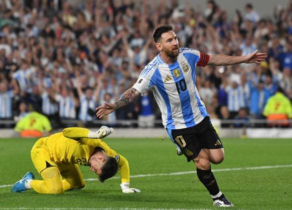 Fußball, WM Quali, Argentinien - Bolivien Lionel Messi. Argentina vs Bolivia. Eliminatoria Sudamericana Copa del Mundo 2026. 15 10 2024. Fotobaires *** Lionel Messi Argentina vs Bolivia South American Qualifiers World Cup 2026 15 10 2024 Photobaires Copyright: xxx