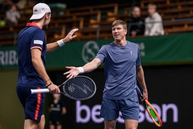 241016 Sem Verbeek of Netherlands and AndrÃ Göransson of Sweden compete in a men s doubles tennis match during day 5 of the ATP 250 Nordic Open on October 16, 2024 in Stockholm Photo Jesper Zerman BILDBYRAN kod JZ SD0014 tennis atp 250 nordic open day 5 bbeng jubel  Copyright: JESPERxZERMAN BB241016JZ014