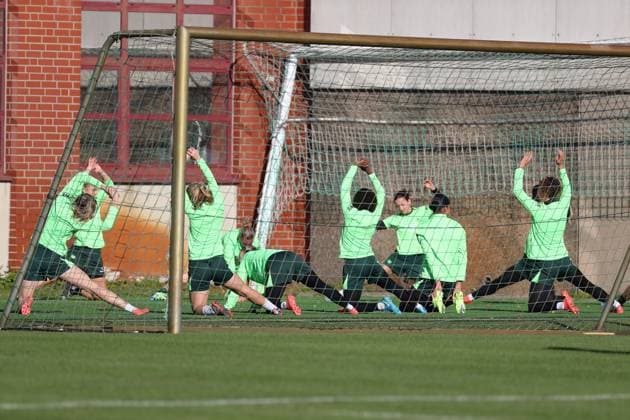 VfL vs Olympique Lyon, CL Women, Preliminary Reports Wolfsburg, 16 10 2024, FOOTBALL VfL Wolfsburg vs Olympique Lyon, Group Round Champions League Women, Season 2024 25 VfL Wolfsburg Final Training Wolfsburg