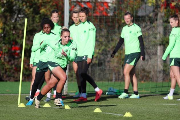 VfL vs Olympique Lyon, CL Women, Preliminary Reports Wolfsburg, 16 10 2024, FOOTBALL VfL Wolfsburg vs Olympique Lyon, Group Round Champions League Women, Season 2024 25 VfL Wolfsburg Final Training Wolfsburg