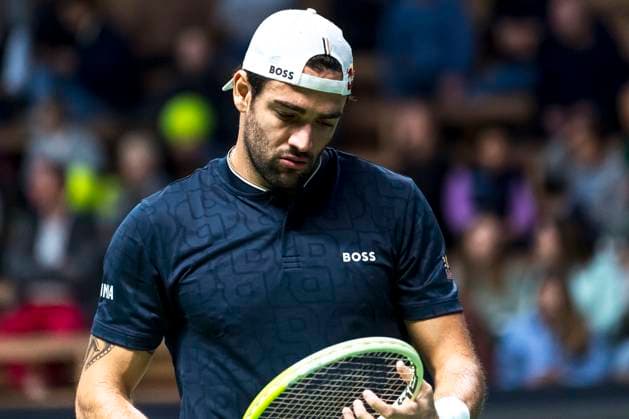 241016 Matteo Berrettini of Italy looks dejected while competing in a men s singles tennis match during day 5 of the ATP 250 Nordic Open on October 16, 2024 in Stockholm Photo Sara Damne BILDBYRAN kod SD SD0014 tennis atp 250 nordic open day 5 bbeng depp  Copyright: SARAxDAMNE BB241016SD027
