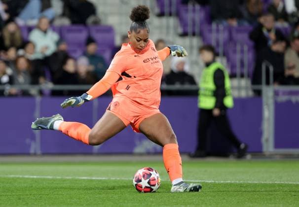 WOMEN SOCCER - UEFA CL, St.Poelten vs Man.City VIENNA,AUSTRIA,16.OCT.24 - WOMEN SOCCER - UEFA Women s Champions League, group stage, SKN Sankt Poelten vs Manchester City. Image shows Khiara Keating (Man.City).  GEPAxpictures xWalterxLuger