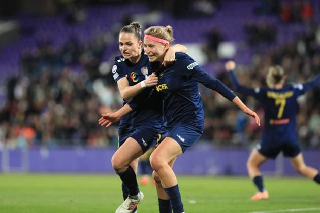 Vienna, Austria, October 16th, 2024: Kamila Dubcova (48 SKN St Polten) and Melike Pekel (38 SKN St Polten) celebrate a goal during the UEFA womens champions league group stage match St Polten vs Manchester City at Viola Park, Vienna Tom Seiss SPP (Tom Seiss SPP) Copyright: xTomxSeissx xSPPx spp-en-ToSeSp-20241016 UWCL SKN vs Man City-2776