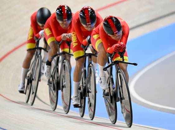 DK: 20241016 Ballerup, Danmark. UCI VM i Banecykling, dag 1. Kvalifikation, kvinder Team Pursuit, Kina UK: 20241016 Ballerup, Denmark. UCI 2024 Track World Championships, day 1. Qualification, women, team pursuit. China 