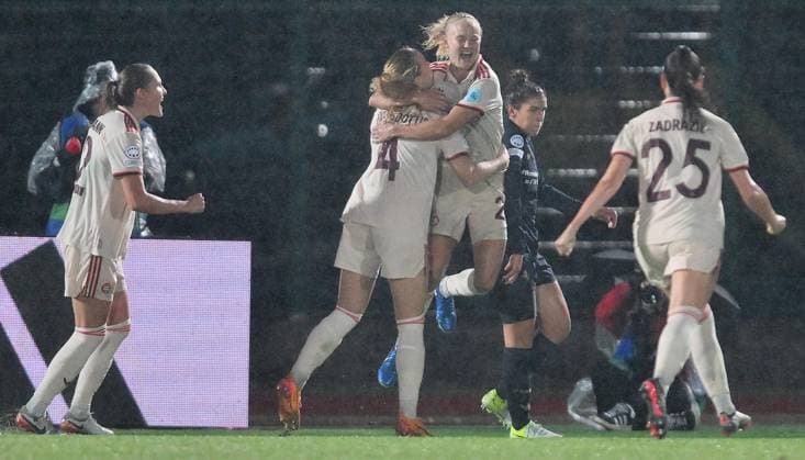 October 16, 2024, Turin, Italy: Bayern Munich s Pernille Harder jubilates afer scoring the gol (0-2) during the UEFA Champions League Woman soccer match Juventus FC vs FC Bayern Monaxo at the Pozzo-La Marmora Stadium in Biella, Italy, 16 October 2024. UEFA Women s Champions League: Juventus-Bayern Munich  - ZUMAa110 20241016_zaf_a110_070 Copyright: xAlessandroxDixMarcox