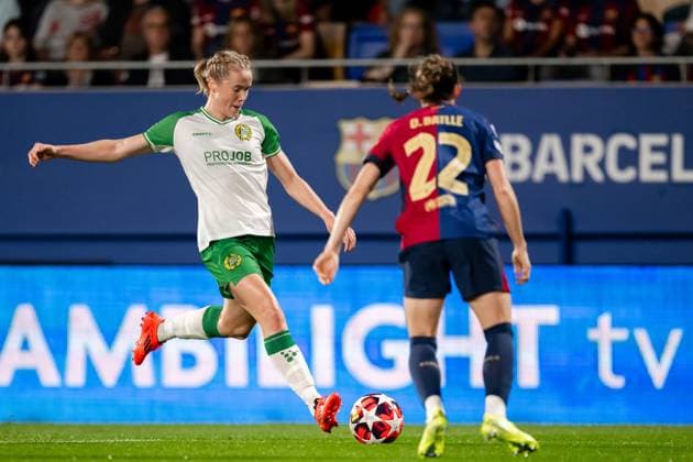 241016 Julie Blakstad of Hammarby during the Women s Champions League football match between Barcelona and Hammarby on October 16, 2024 in Barcelona Photo Johanna Säll BILDBYRAN kod JL JL0454 fotboll football soccer fotball uefa womens champions league barcelona hammarby dam bbeng  Copyright: JOHANNAxSÄLL BB241016BB714
