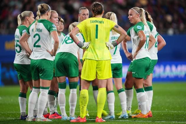 ESP: FC Barcelona, Barca v Hammarby. UEFA Women™s Champions League match. Hammarby players after received the 2-0 during the UEFA Women™s Champions League match, Group D, date 2, between FC Barcelona and Hammarby played at Johan Cruyff Stadium on October 16, 2024 in Barcelona Spain. kpng Copyright: xBaguxBlancox xPRESSINPHOTOx PS_241016_BAR_HAM_014