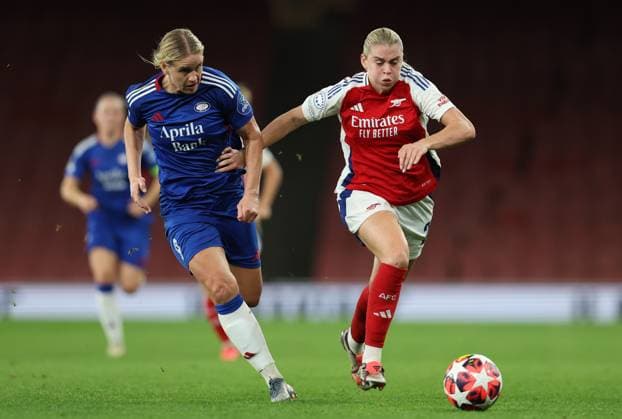 London, England, 16th October 2024. Elise Thorsnes of Valerenga and Alessia Russo of Arsenal challenge for the ball during the UEFA Womens Champions League match at the Emirates Stadium, London. Picture credit should read: Paul Terry Sportimage EDITORIAL USE ONLY. No use with unauthorised audio, video, data, fixture lists, club league logos or live services. Online in-match use limited to 120 images, no video emulation. No use in betting, games or single club league player publications. SPI-3383-0009