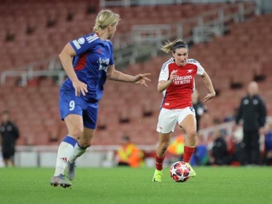 North London, England, October 16 2024: Mariona Caldentey (8 Arsenal) running with the ball during the UEFA Womens Champions League game between Arsenal and Valerenga at Emirates Stadium in North London, England. (Jay Patel SPP) Copyright: xJayxPatel SPPx spp-en-JaPa-ARSvVAL_20241016_0034