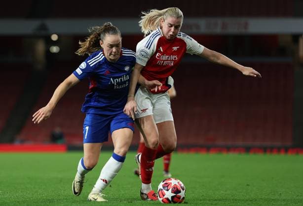 London, England, 16th October 2024. Janni Thomsen of Valerenga and Alessia Russo of Arsenal challenge for the ball during the UEFA Womens Champions League match at the Emirates Stadium, London. Picture credit should read: Paul Terry Sportimage EDITORIAL USE ONLY. No use with unauthorised audio, video, data, fixture lists, club league logos or live services. Online in-match use limited to 120 images, no video emulation. No use in betting, games or single club league player publications. SPI-3383-0041