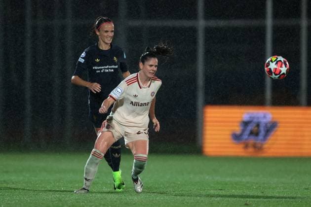 Biella, Italy, 16th October 2024. Barbara Bonansea of Juventus and Sarah Zadrazil of Bayern Munchen during the UEFA Womens Champions League match at Stadio Comunale Vittorio Pozzo Lamarmora, Biella. Picture credit should read: Jonathan Moscrop Sportimage EDITORIAL USE ONLY. No use with unauthorised audio, video, data, fixture lists, club league logos or live services. Online in-match use limited to 120 images, no video emulation. No use in betting, games or single club league player publications. SPI-3372-0017