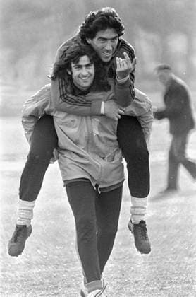 791217 Football, La Liga 1979-1980, Valencia: Mario Kempes at training. Photo: BILDBYRAN D185_01 D185_01 scanx fotboll football soccer la liga spain 1979-1980 1979 1979-80 valencia cf bbeng dia *** 791217 Football, La Liga 1979 1980, Valencia Mario Kempes at training Photo BILDBYRAN D185 01 D185 01 scanx fotboll football soccer la liga spain 1979 1980 1979 1979 80 valencia cf bbeng dia  Copyright: BILDBYRAN BB791217BB024