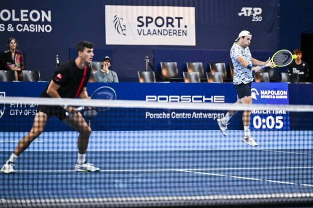 Austrian Lucas Miedler pictured in action during a tennis match in the quarter final of the doubles competition at the ATP, Tennis Herren European Open Tennis tournament in Antwerp, Thursday 17 October 2024. TOM GOYVAERTS TomxGoyvaerts  x102775926x