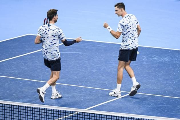 Belgian Sander Gille and Belgian Joran Vliegen pictured during a tennis match in the quarter final of the doubles competition at the ATP, Tennis Herren European Open Tennis tournament in Antwerp, Thursday 17 October 2024. TOM GOYVAERTS TomxGoyvaerts  x102776700x