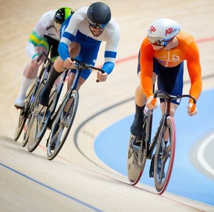 BALLERUP - Jeffrey Hoogland during the first round of the Keirin on the second day of the World Track cycling, Rad, Radsport, Bahnrad, Bahn Championships at the Ballerup Super Arena. ANP IRIS VAN DEN BROEK xVIxANPxSportx xxANPxIVx 511075593 originalFilename: 511075593.jpg