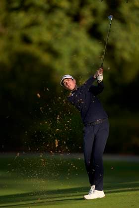Estrella Damm N.A. Andalucia Masters 2024 Tom McKibbin of Northern Ireland plays his second shot on the 10th hole on day one of the Estrella Damm N.A. Andalucia Masters 2024 at Real Club de Golf Sotogrande in San Roque, Spain, on October 17, 2024. San Roque, Spain Spain  Copyright: xJosexManuelxAlvarezxReyx originalFilename:alvarezrey-notitle241017_npPpG.jpg