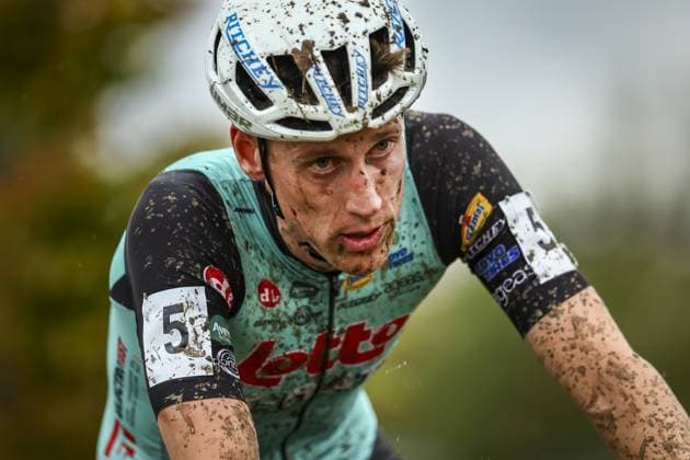 Belgian Jens Adams pictured in action during the men s elite race of the Kermiscross cyclocross cycling event in Ardooie, Thursday 17 October 2024. DAVIDxPINTENS  x102798394x