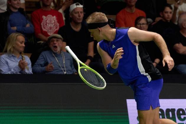 Alejandro Davidovich Fokina of Spain throws his racket in reaction to a missed point to Stan Wawrinka of Switzerland during the second round match of the Stockholm Open at The Royal Tennis Hall on October17, 2024 in Stockholm, Sweden. (Photo by Camilla Stolen Imago) Stockholm Sweden Copyright: xCamillaxStolenx L2360918