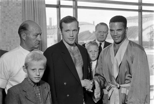 Göteborg 14 september 1958 Boxaren Ingemar Johansson i matchen mot Eddie Machen pa Nya Ullevi september 1958. Invägningen pa Valhallabadet. *** Local Caption *** GT KAMERAREPORTAGE Boxning x2524x *** Gothenburg September 14, 1958 Boxer Ingemar Johansson in the match against Eddie Machen at Nya Ullevi September 1958 The weigh-in at Valhallabadet Local Caption GT KAMERAREPORTAGE Boxing x2524x  Copyright: xKamerareportage TTx
