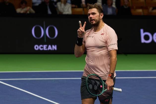 Stan Wawrinka of Switzerland discuss with the umpire during the second round match against Alejandro Davidovich Fokina af the Stockholm Open at The Royal Tennis Hall on October17, 2024 in Stockholm, Sweden. (Photo by Camilla Stolen Imago) Stockholm Sweden Copyright: xCamillaxStolenx L2370218