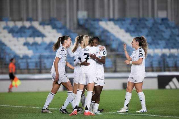 UEFA Women s Champions League - Real Madrid vs Celtic club woman MADRID, SPAIN -October 17: Several player of Real Madrid celebrates a goal during the UEFA Women s Champions League match between Real Madrid and Celtic club woman at Alfredo Di Stefano stadium in Madrid. (Photo by Guillermo Martinez) Madrid Alfredo Di Stefano Stadium Spain Copyright: xGuillermoxMartinezx