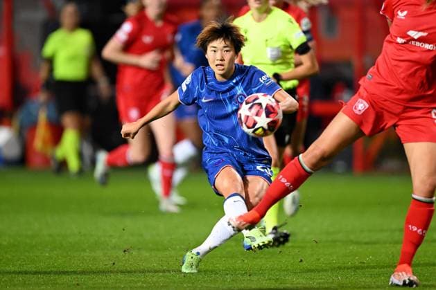 ENSCHEDE - Maika Hamano of Chelsea makes the 0-2 during the UEFA Champions League women s match between FC Twente and Chelsea FC at Stadion De Grolsch Veste on Oct. 17, 2024 in Enschede, Netherlands. ANP Hollandse Hoogte UEFA Women s Champions League 2024 25 Group Stage MD1 2024 25 xVIxANPxSportx xGerritxvanxKeulenxIVx 511096489 originalFilename: 511096489.jpg