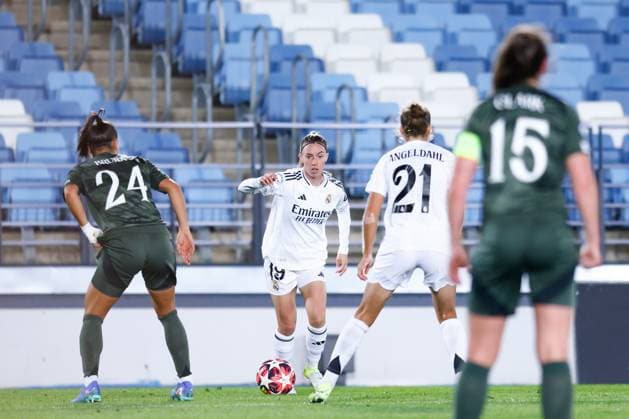 October 17, 2024, Valdebebas, Madrid, SPAIN: Eva Navarro of Real Madrid in action during the UEFA Womenâ€⠢s Champions League, Group B, football match played between Real Madrid and Celtic FC at Alfredo Di Stefano stadium on October 17, 2024, in Valdebebas, Madrid, Spain. Valdebebas SPAIN - ZUMAa181 20241017_zaa_a181_075 Copyright: xDennisxAgyemanx