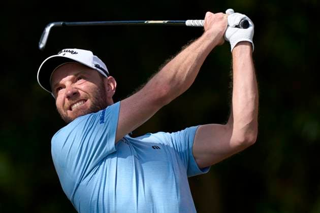 Estrella Damm N.A. Andalucia Masters 2024 Maximilian Kieffer of Germany tees off on the 17th hole on day one of the Estrella Damm N.A. Andalucia Masters 2024 at Real Club de Golf Sotogrande in San Roque, Spain, on October 17, 2024. San Roque, Spain Spain  Copyright: xJosexManuelxAlvarezxReyx originalFilename:alvarezrey-notitle241017_npNyL.jpg