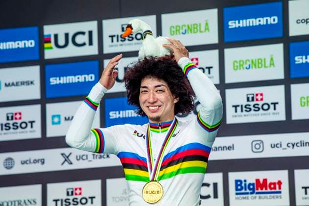 241017 Kento Yamasaki of Japan celebrates after Mens Keirin during day 2 of the 2024 UCI Tissot Track Cycling World Championships on October 17, 2024 in Ballerup Photo Christian Örnberg BILDBYRAN COP 166 CO0480 cykling cycling sykling landslaget national team 2 bbeng grappa33 jubel  Copyright: CHRISTIANxÖRNBERG BB241017CO111