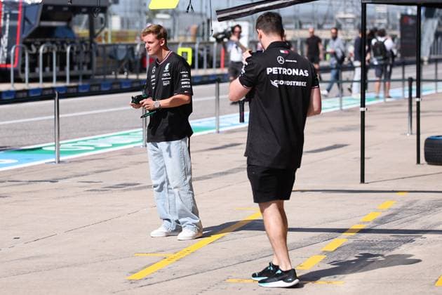 Mick Schumacher reserve driver in Formula One for Mercedes portrait during the Formula 1 Pirelli United States Grand Prix 2024, 19th round of the 2024 Formula One World Championship, WM, Weltmeisterschaft from October 18 to 20, 2024 on the Circuit of the Americas, in Austin, United States of America - F1 - US GRAND PRIX 2024 DPPI Panoramic  241017R19_USA_DP_EA011499